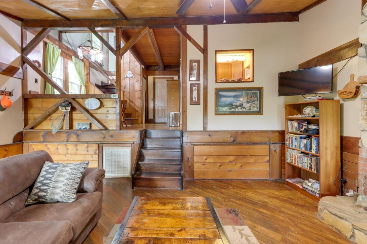 Mountaintop Ellijay Cabin With Private Hot Tub Екстериор снимка